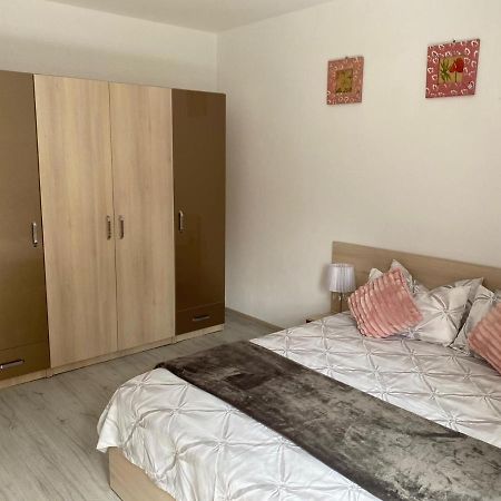 Rebeca Apartament ルゴジ エクステリア 写真