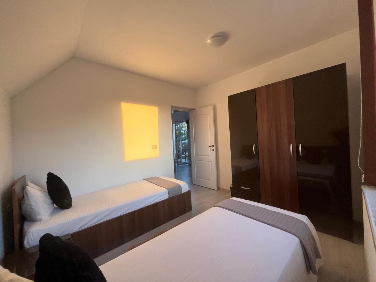 Rebeca Apartament ルゴジ エクステリア 写真