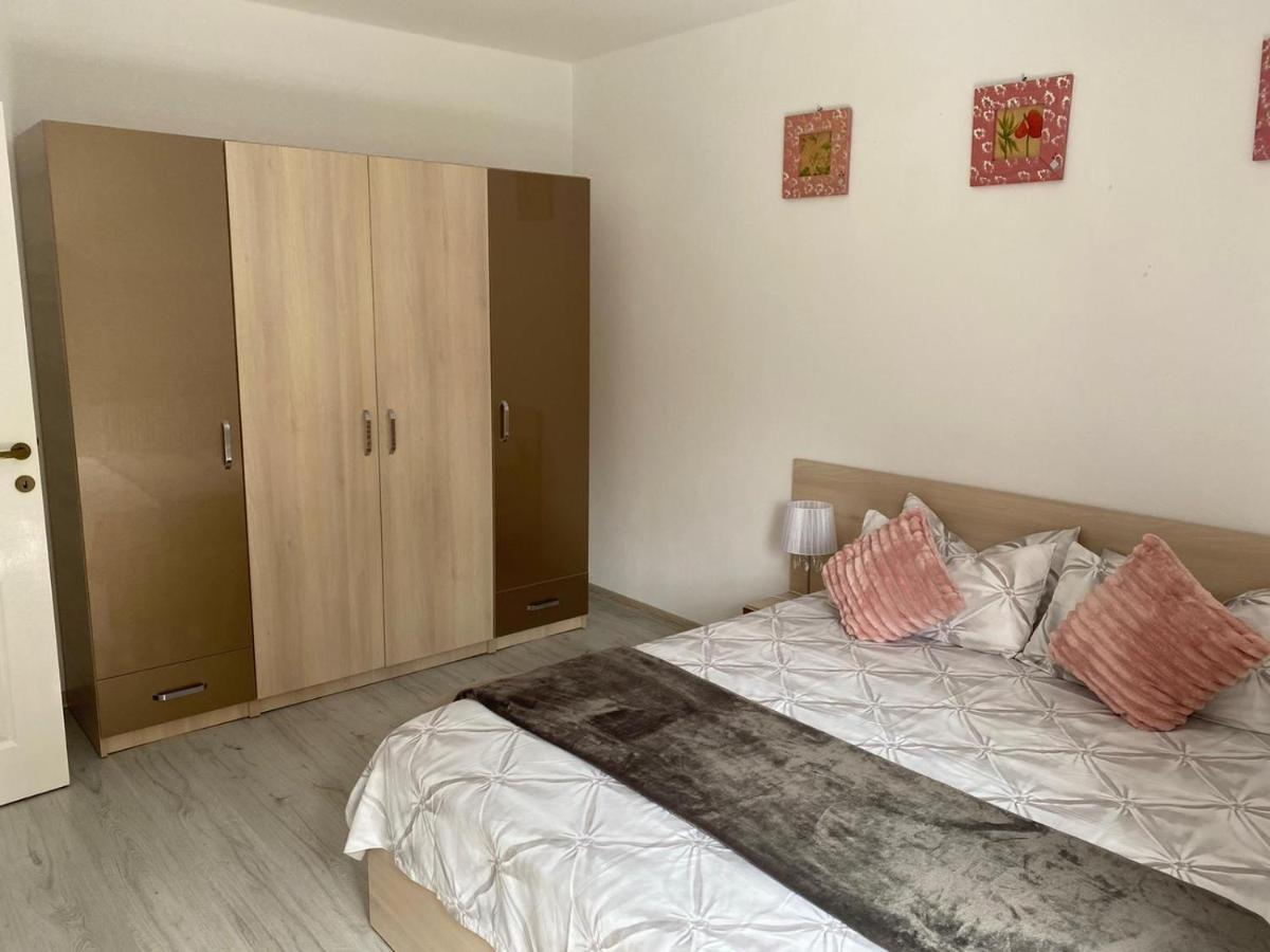 Rebeca Apartament ルゴジ エクステリア 写真